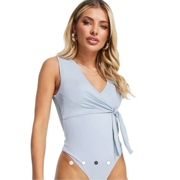 THREADBARE Super Stretch Tie Side Bodysuit Sz US 6 NWT - Picture 2 of 9